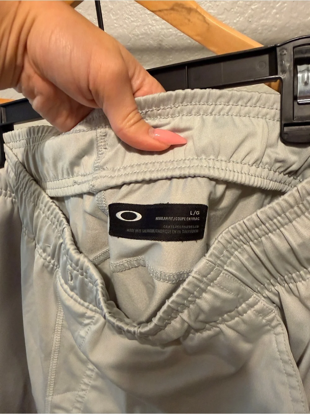 Oakley Men's Light Gray Athletic Shorts
